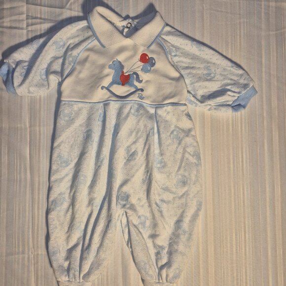 Vintage Baby Dior Footed Romper, Rocking horse and balloons, Med. 12-17 pounds - Picture 6 of 13